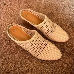 Time and Tru beige/cream colored Booties